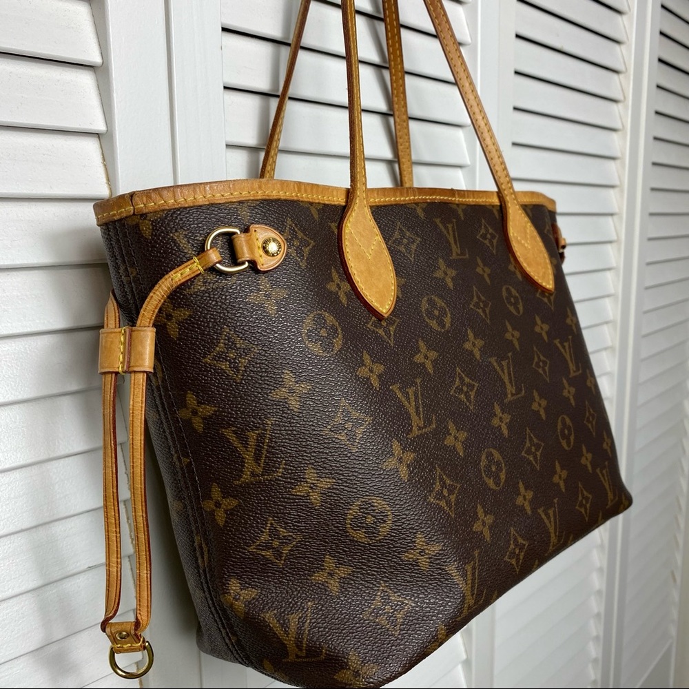✨SOLD!! Louis Vuitton Neverfull PM✨ - Picture 7 of 17